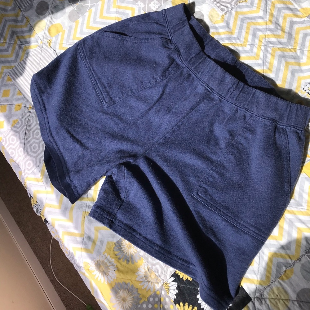 Bobbie Brooks navy blue shorts